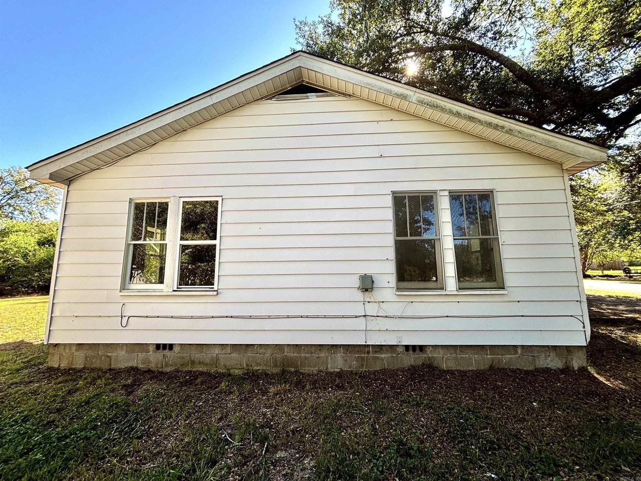 578 Jenkins St - Photo 3 of 23