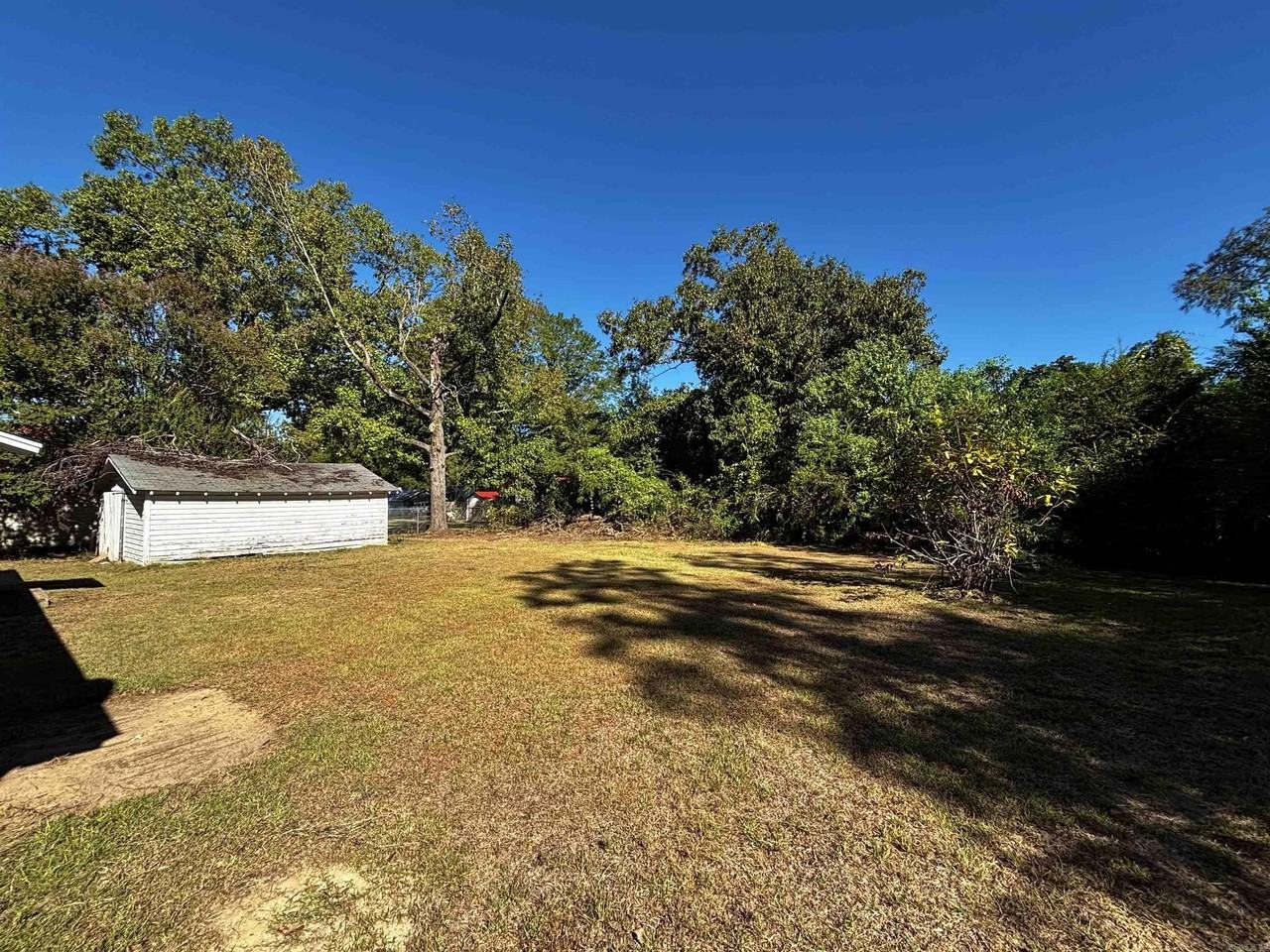 578 Jenkins St - Photo 7 of 23