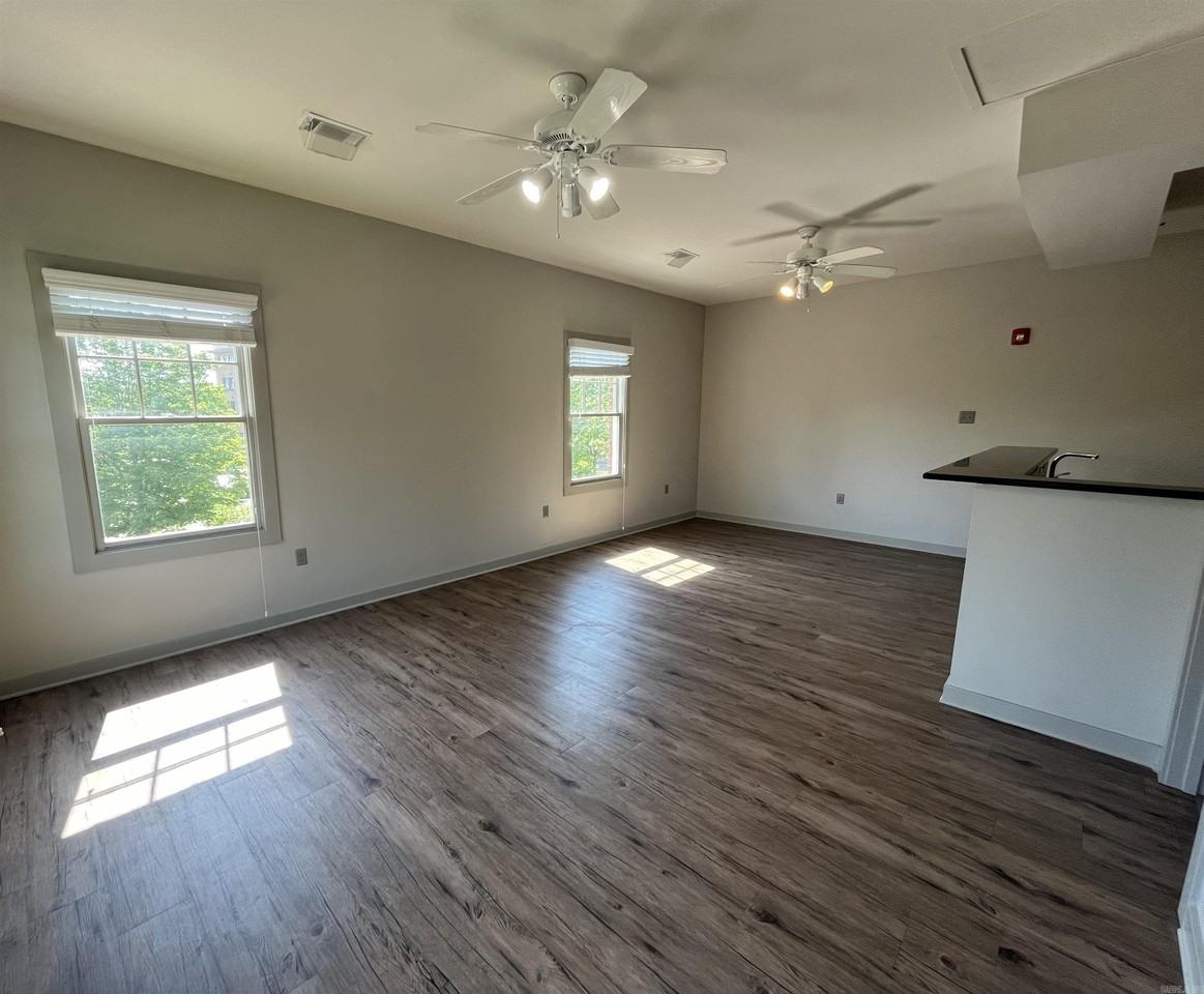 1855 Mckennon St #5 - Photo 2 of 11