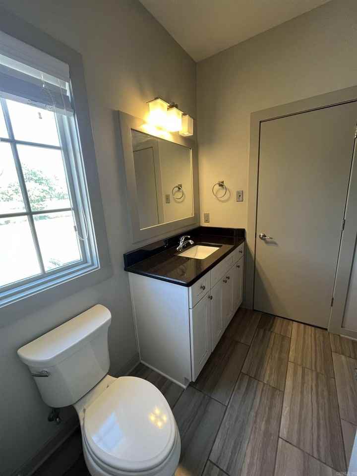 1855 Mckennon St #5 - Photo 7 of 11