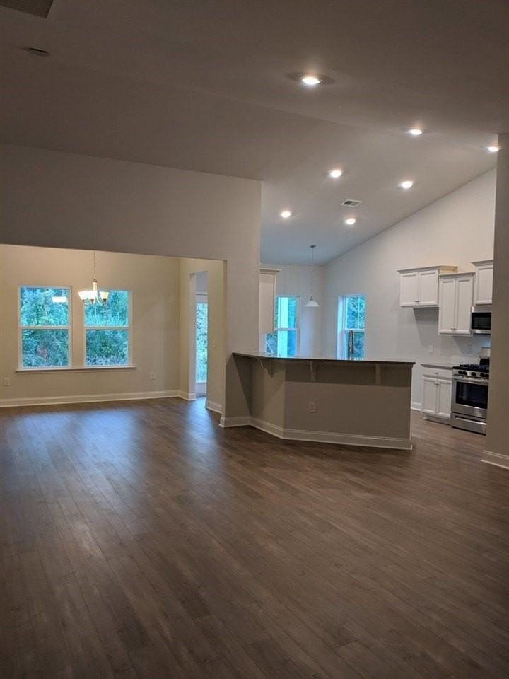 5365 Abbey Park Loop - Photo 4 of 8