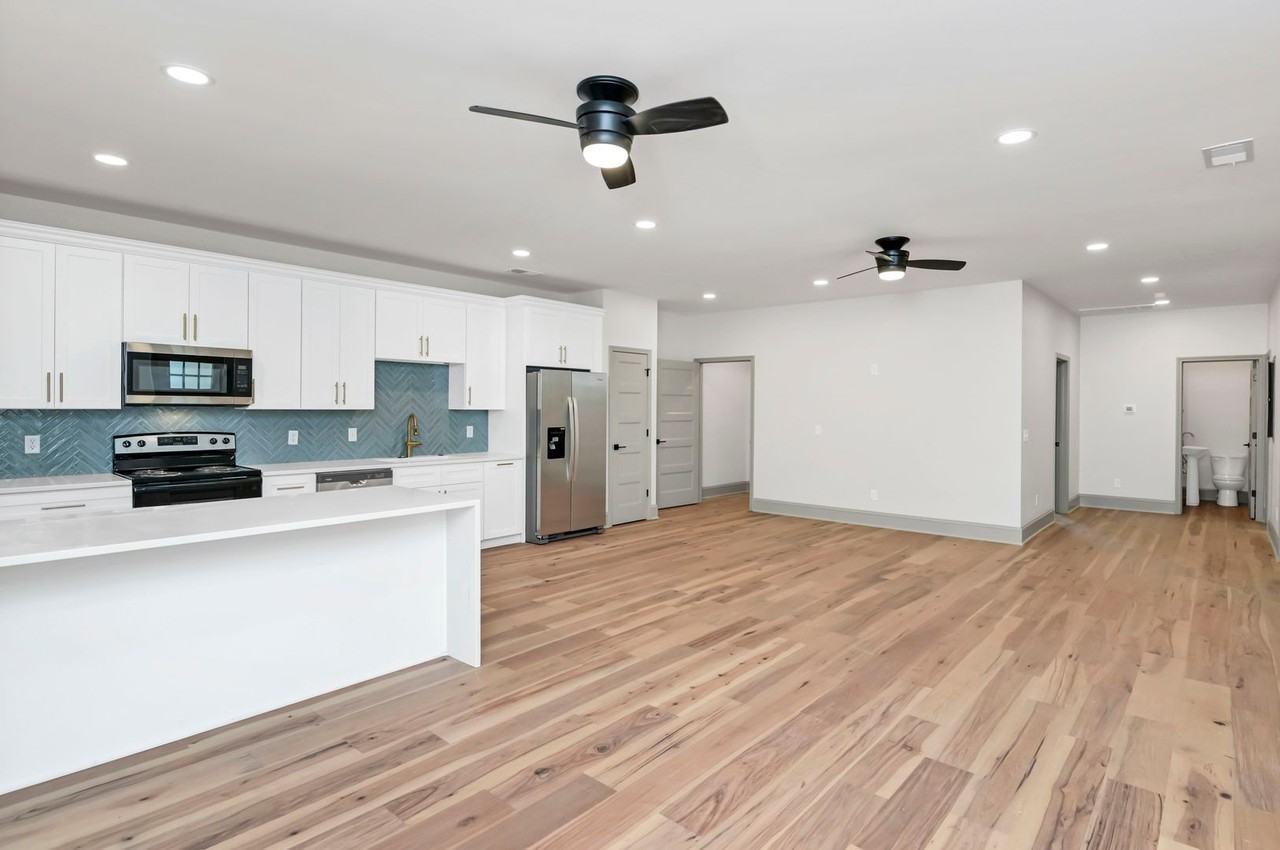 1500 Barnwell St #B - Photo 5 of 15