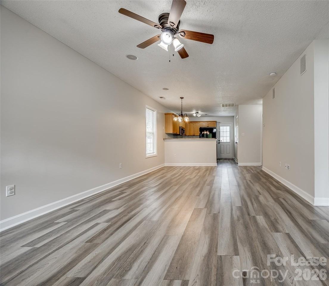 1316 Dan Dr - Photo 7 of 25