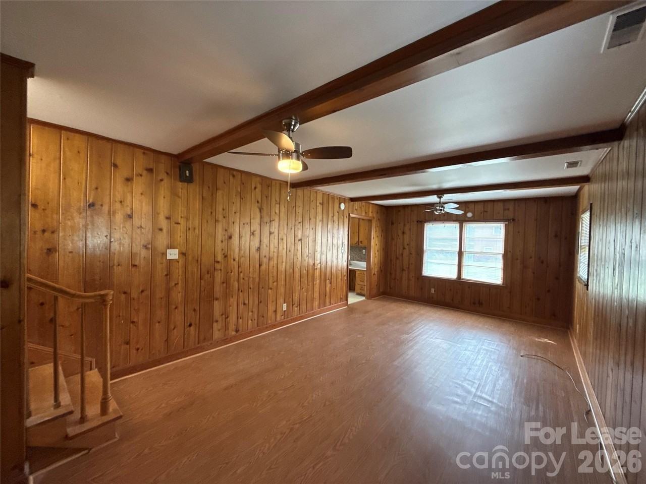 1413 Grovewood Dr - Photo 7 of 16