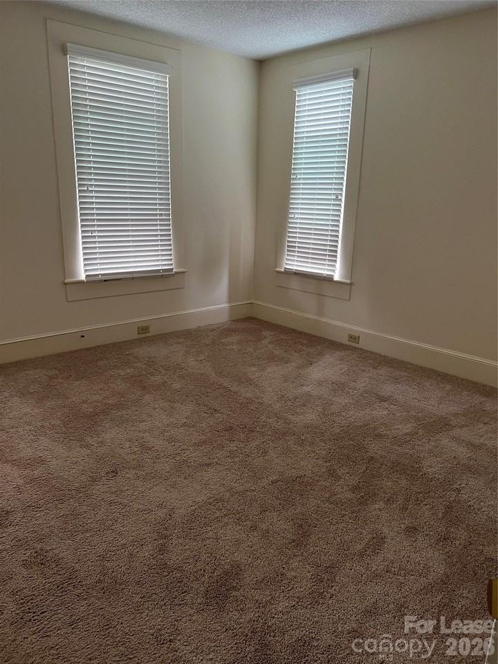 203 W G St - Photo 2 of 21