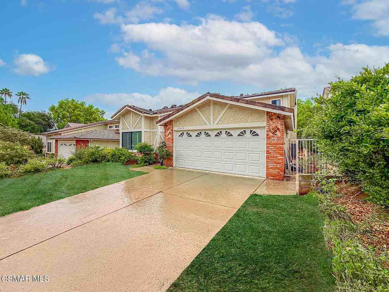 29820 Rainbow Crest Dr - Photo 2 of 50