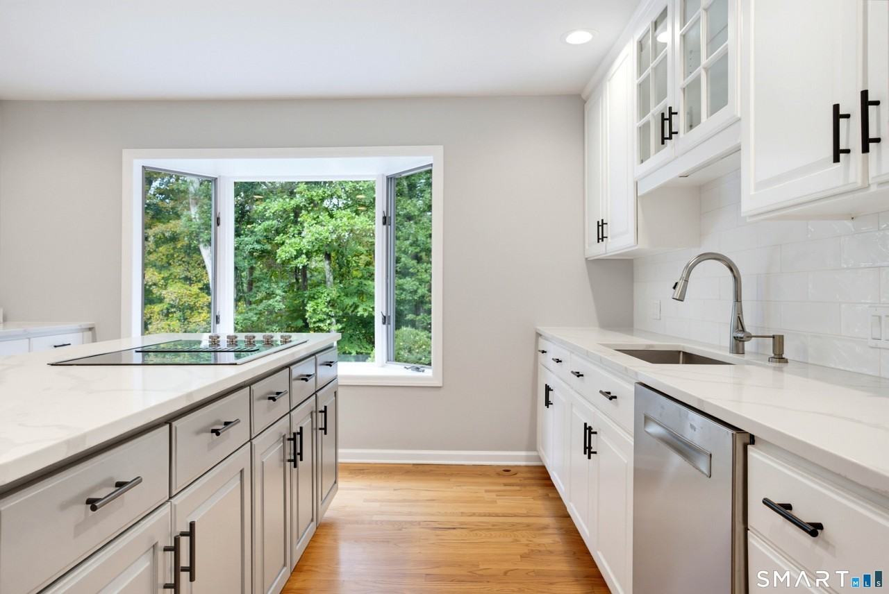 140 Good Hill Rd - Photo 6 of 39