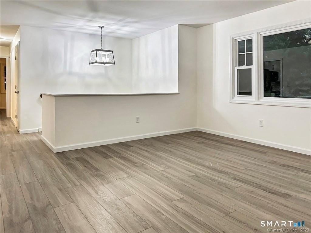 7 Palmer Cir - Photo 5 of 39