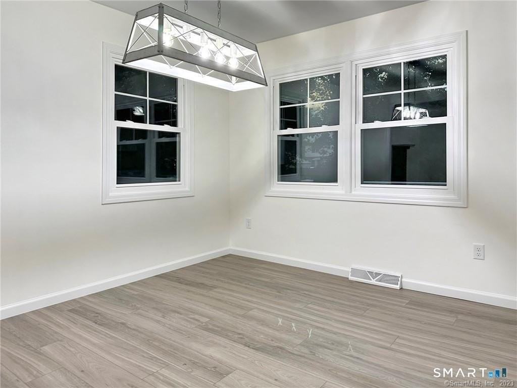 7 Palmer Cir - Photo 7 of 39