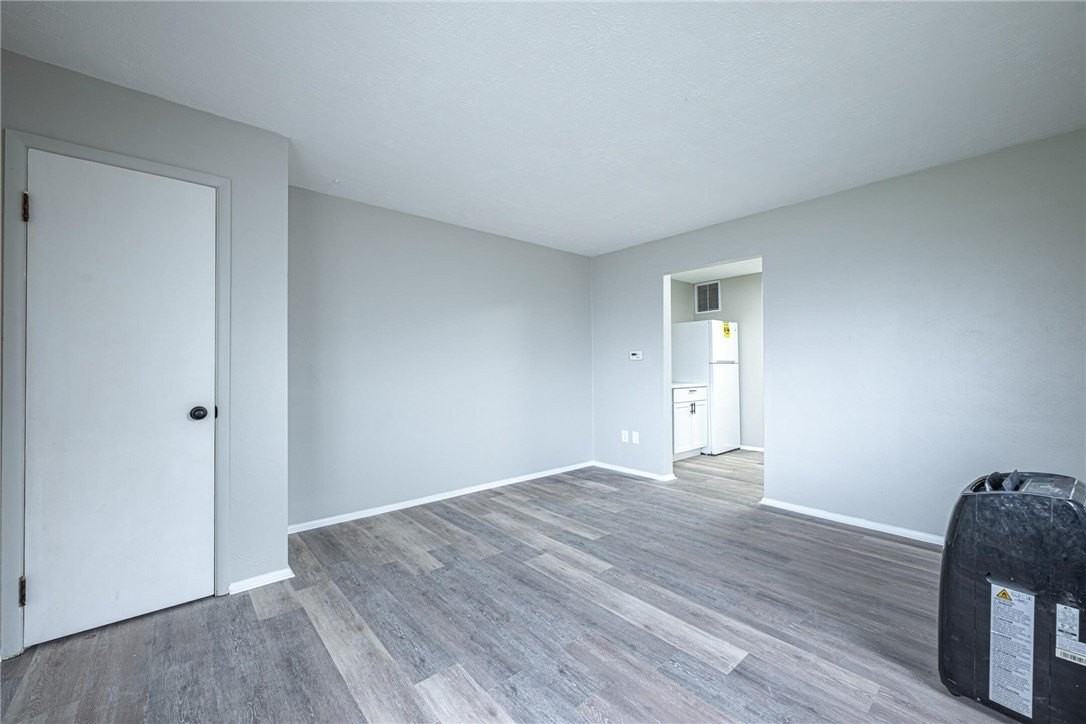 2710 Lehigh Pl - Photo 3 of 13