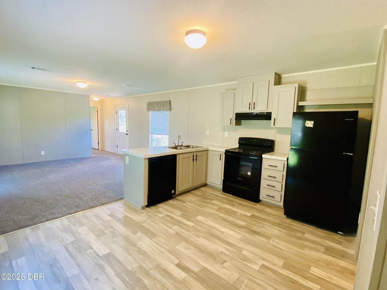 4 Tropic Wind Dr - Photo 5 of 13