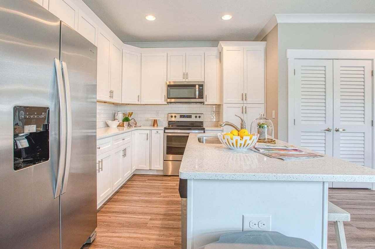 76 Date Palm Ln - Photo 3 of 11