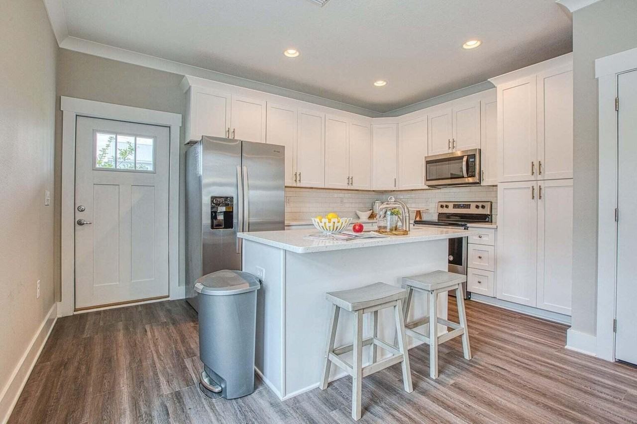 76 Date Palm Ln - Photo 6 of 11