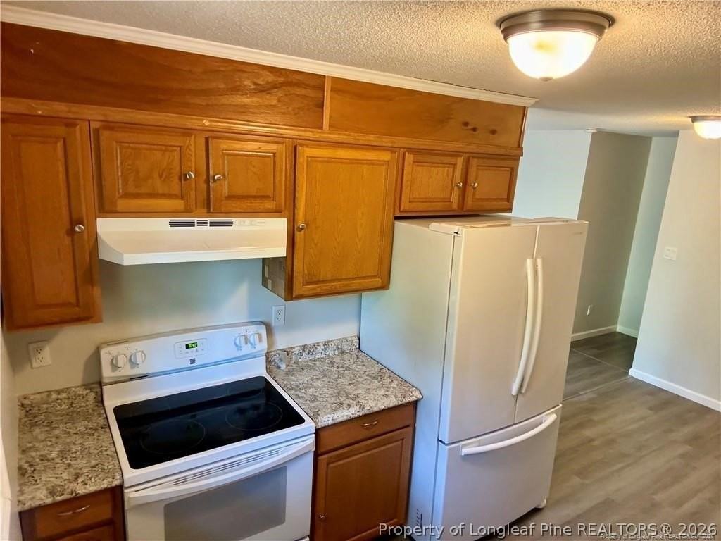 6598 Honeysuckle Dr - Photo 3 of 11