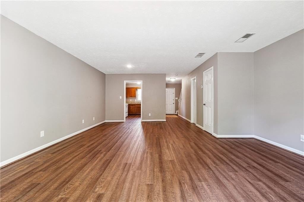 2962 Webb Bridge Rd - Photo 2 of 13