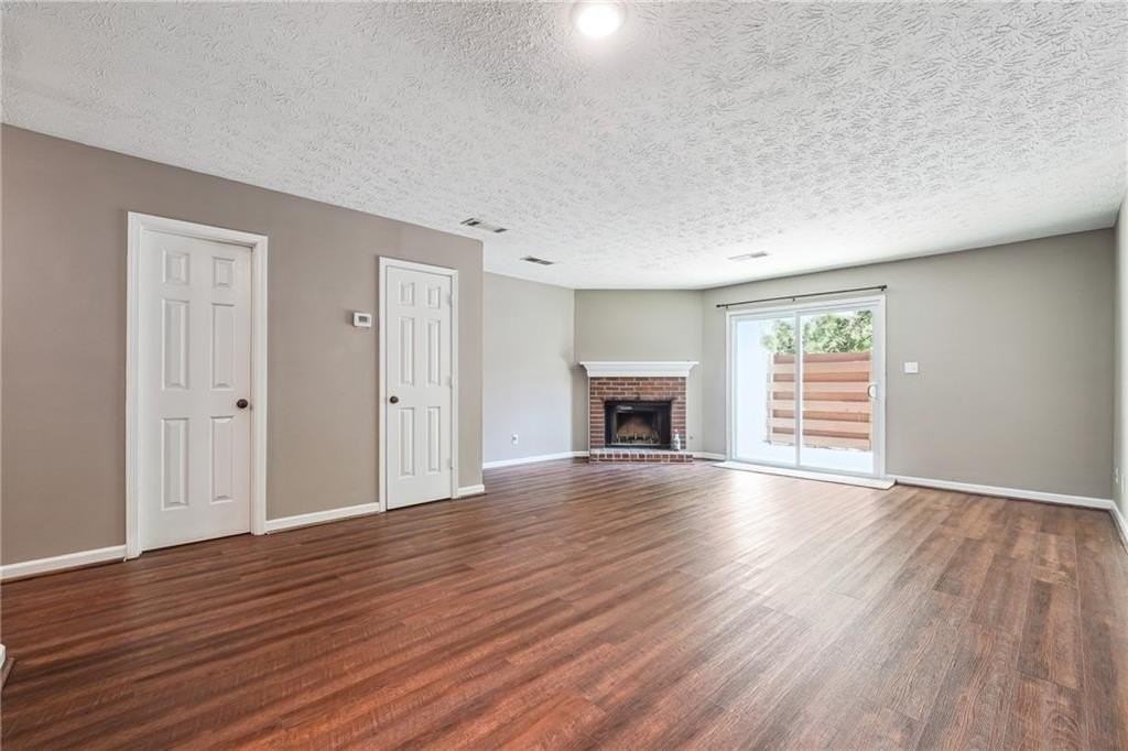 2962 Webb Bridge Rd - Photo 3 of 13