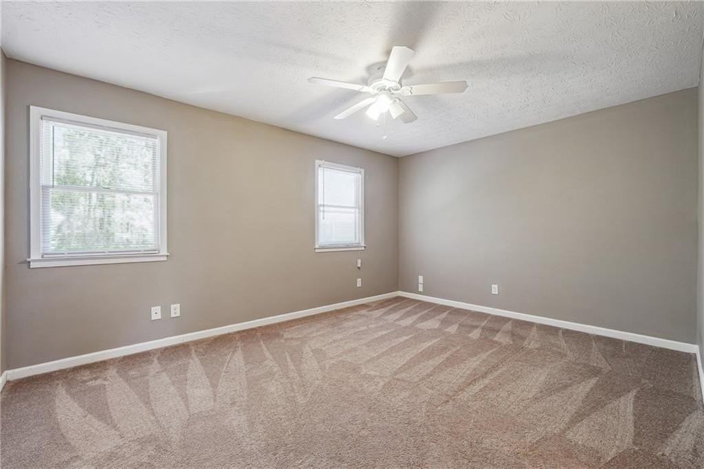 2962 Webb Bridge Rd - Photo 7 of 13