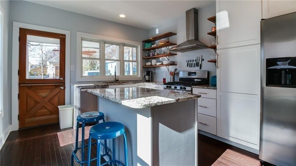 96 Selman St Se - Photo 3 of 26