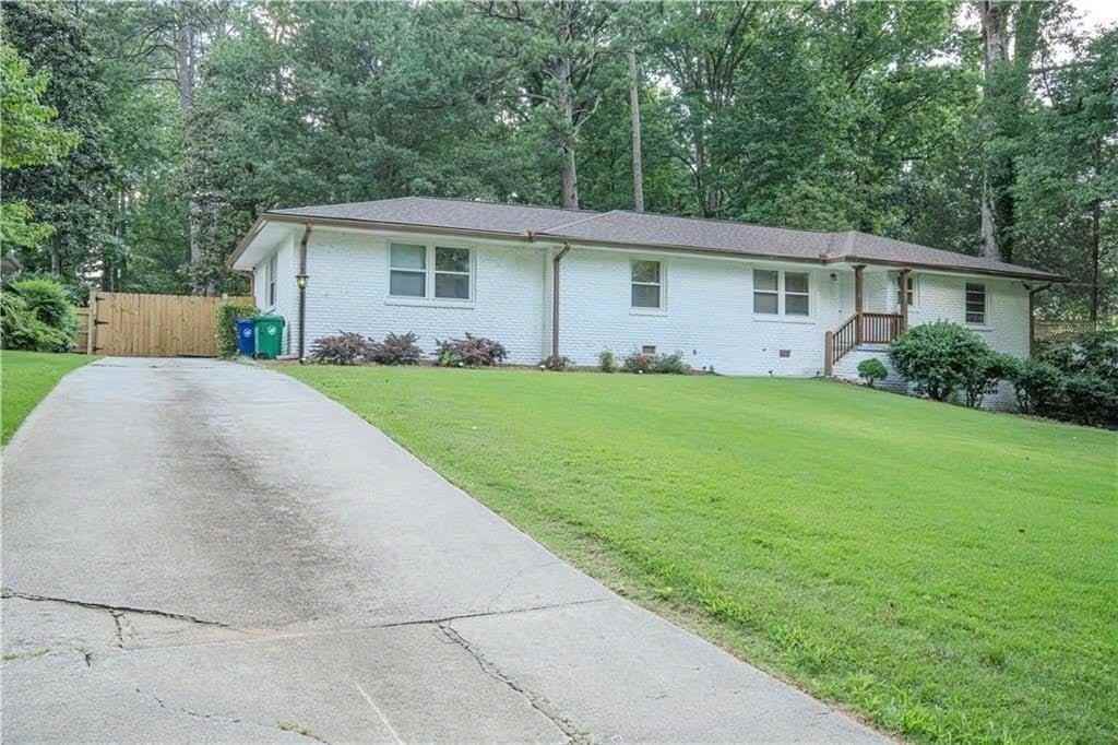 1850 Acuba Ln Ne - Photo 2 of 31