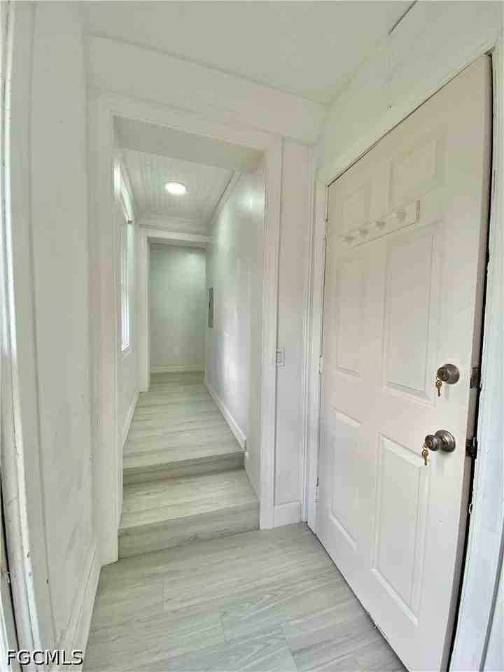 2222 Unity Ave - Photo 6 of 14
