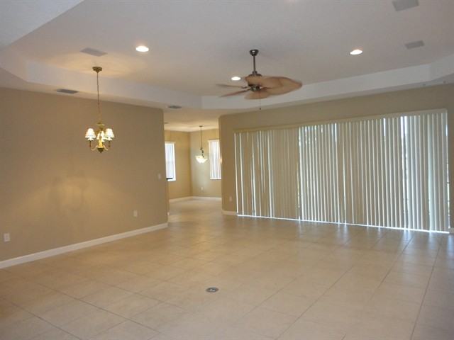 450 Gardendale Cir SE - Photo 3 of 16