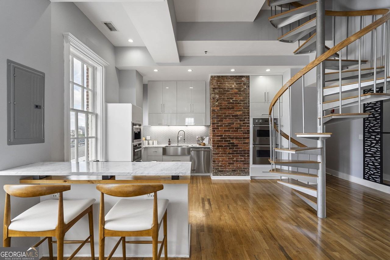 30 5th St Ne #1001 - Photo 2 of 50