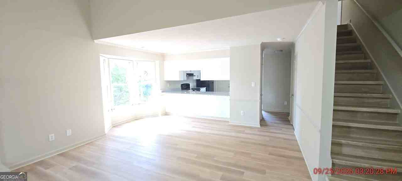 391 N Beach Ct - Photo 3 of 17