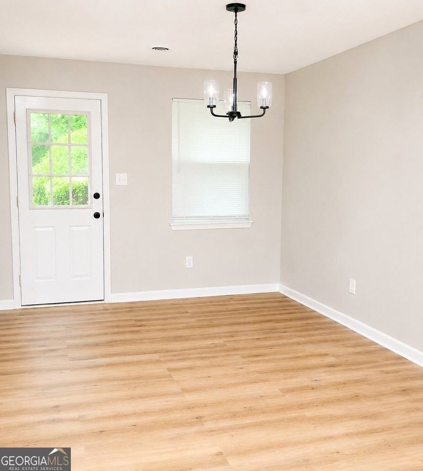 3846 Narron Dr Sw - Photo 2 of 23