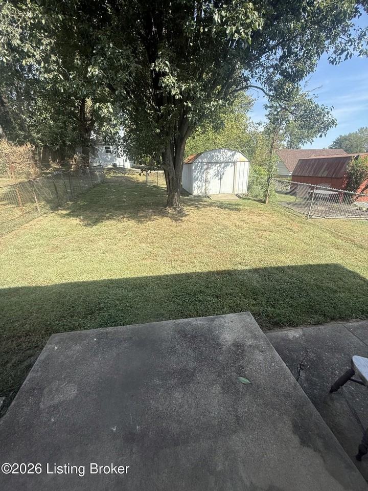 1609 Haskin Ave - Photo 4 of 6