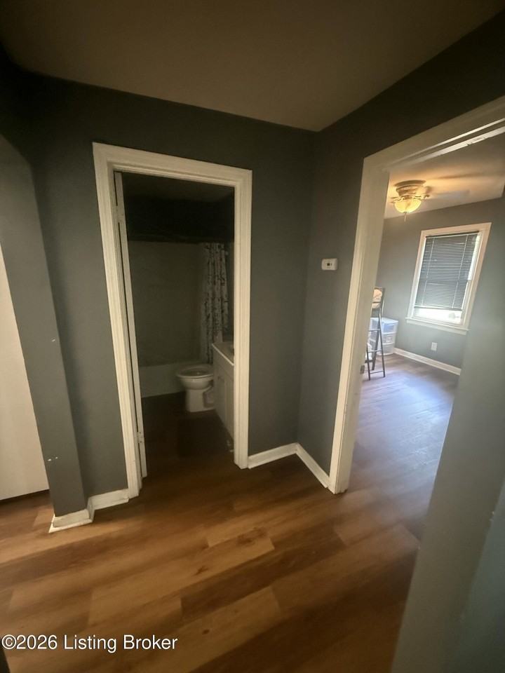 1112 W Whitney Ave - Photo 3 of 11