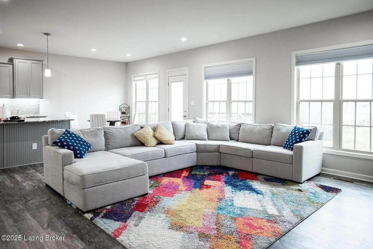 110 Belden Trl - Photo 7 of 44