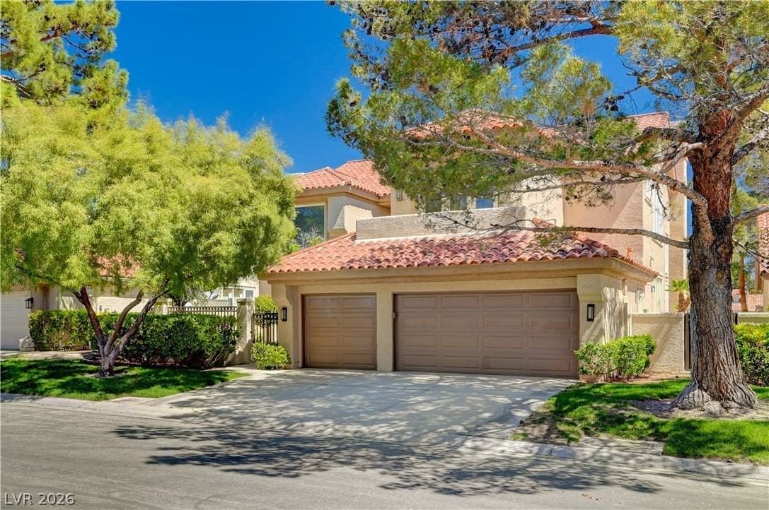 8080 Castle Pines Ave - Photo 2 of 50