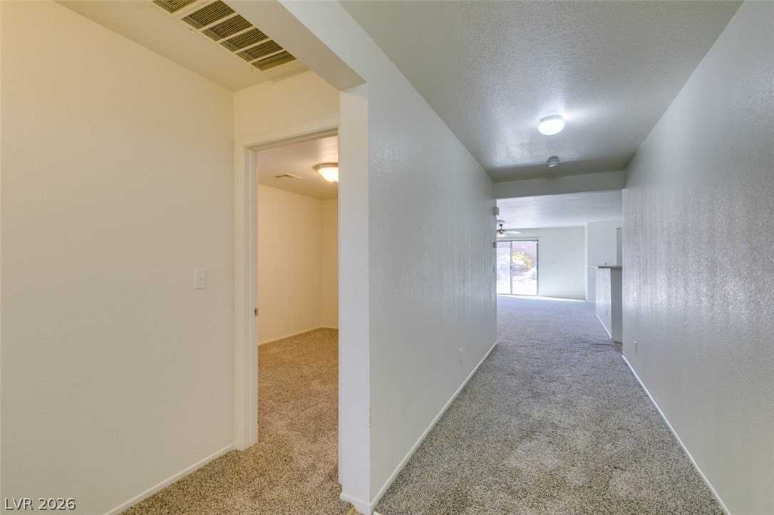 7533 Rivermeade St - Photo 3 of 34