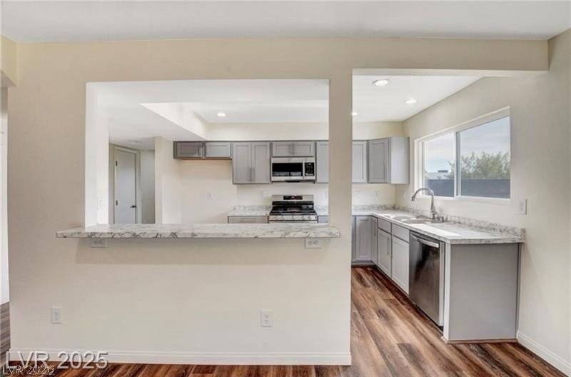 828 Eugene Cernan St - Photo 3 of 20