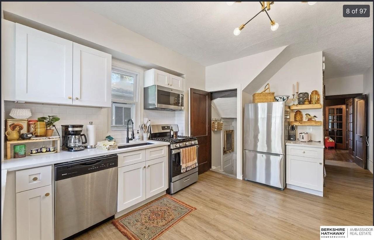 814 S 50th Ave - Photo 3 of 22