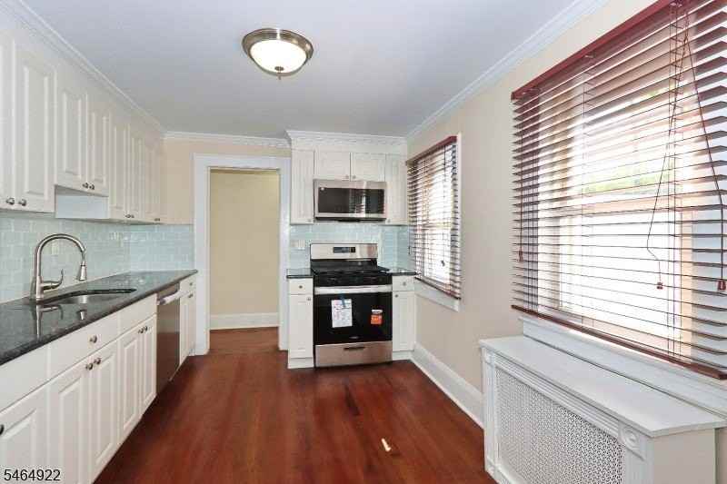 290 Essex St #1 - Photo 4 of 20