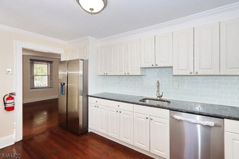 290 Essex St #1 - Photo 7 of 20