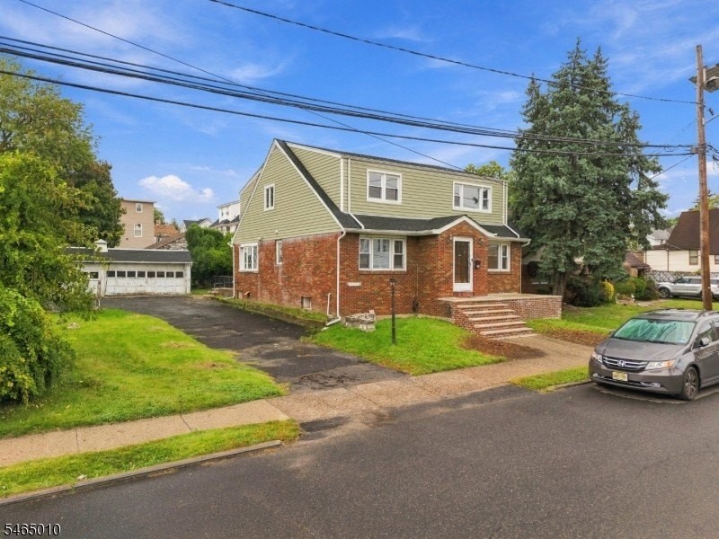 24 Don Bosco Ave #2 - Photo 2 of 24