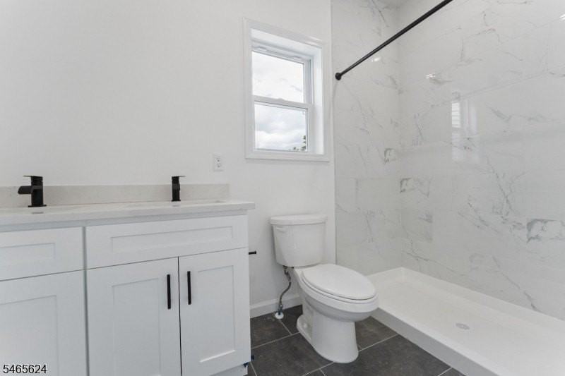 904 Bergen St #2 - Photo 7 of 11