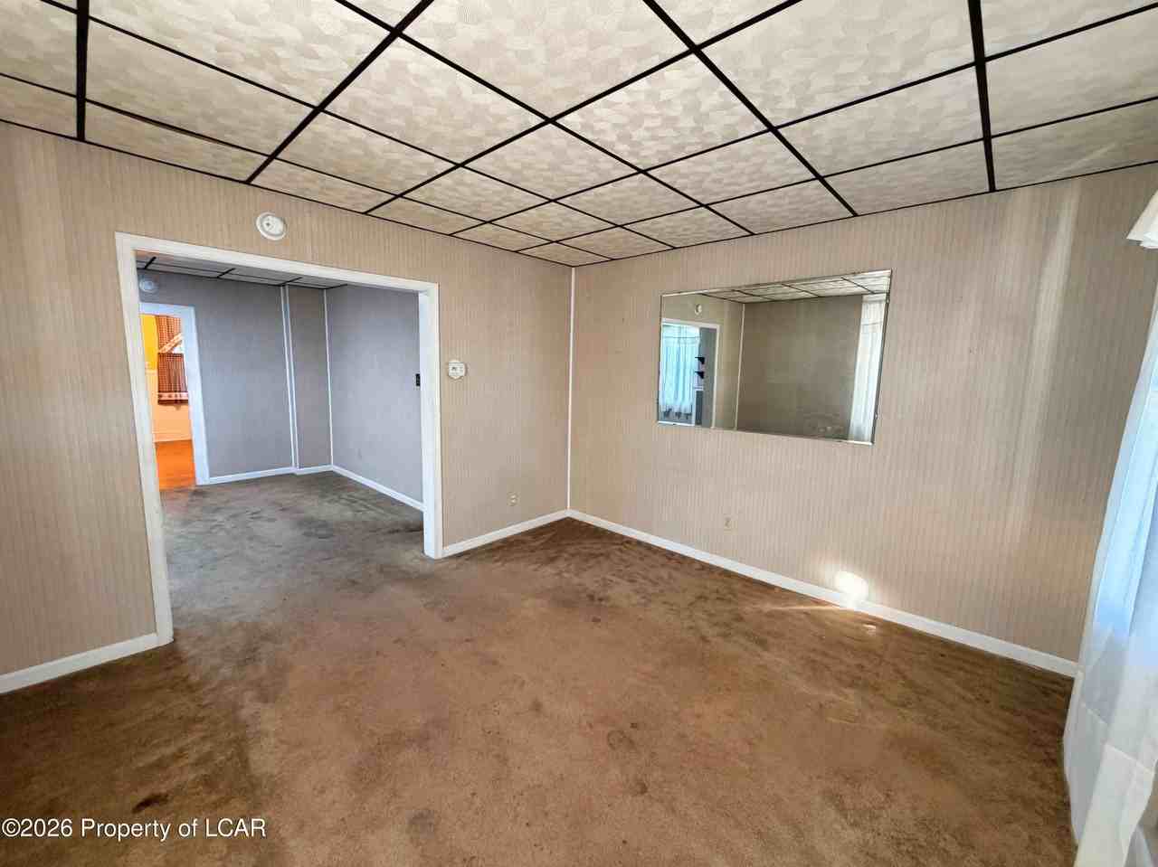 1760 Wayne Ave - Photo 4 of 13