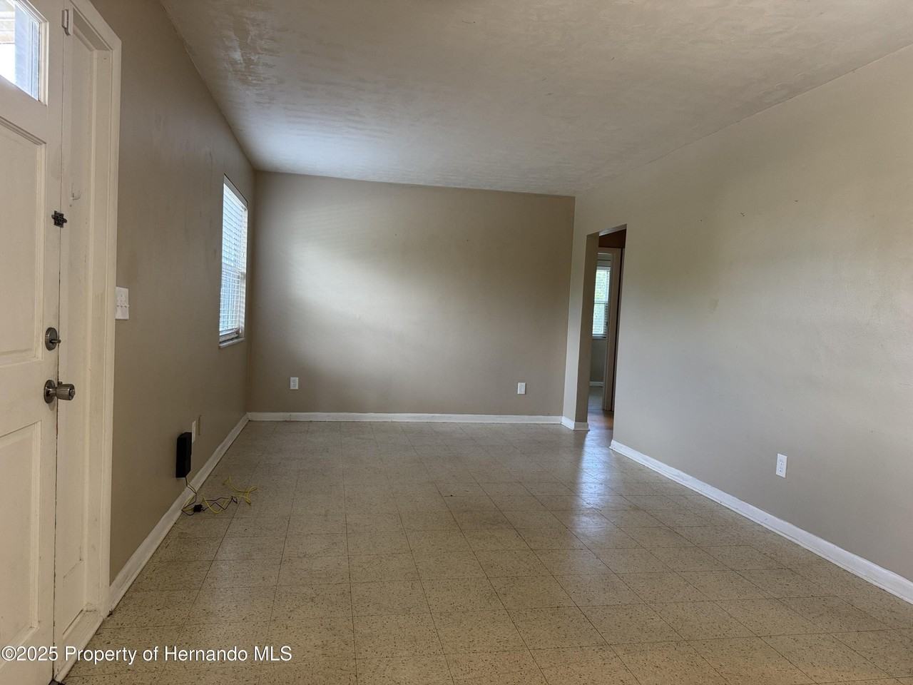 6315 Treehaven Dr - Photo 3 of 21