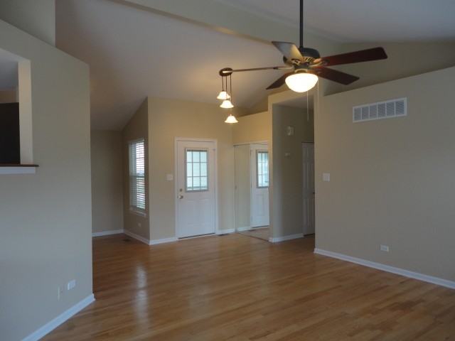 4514 Mallard Ln - Photo 2 of 17