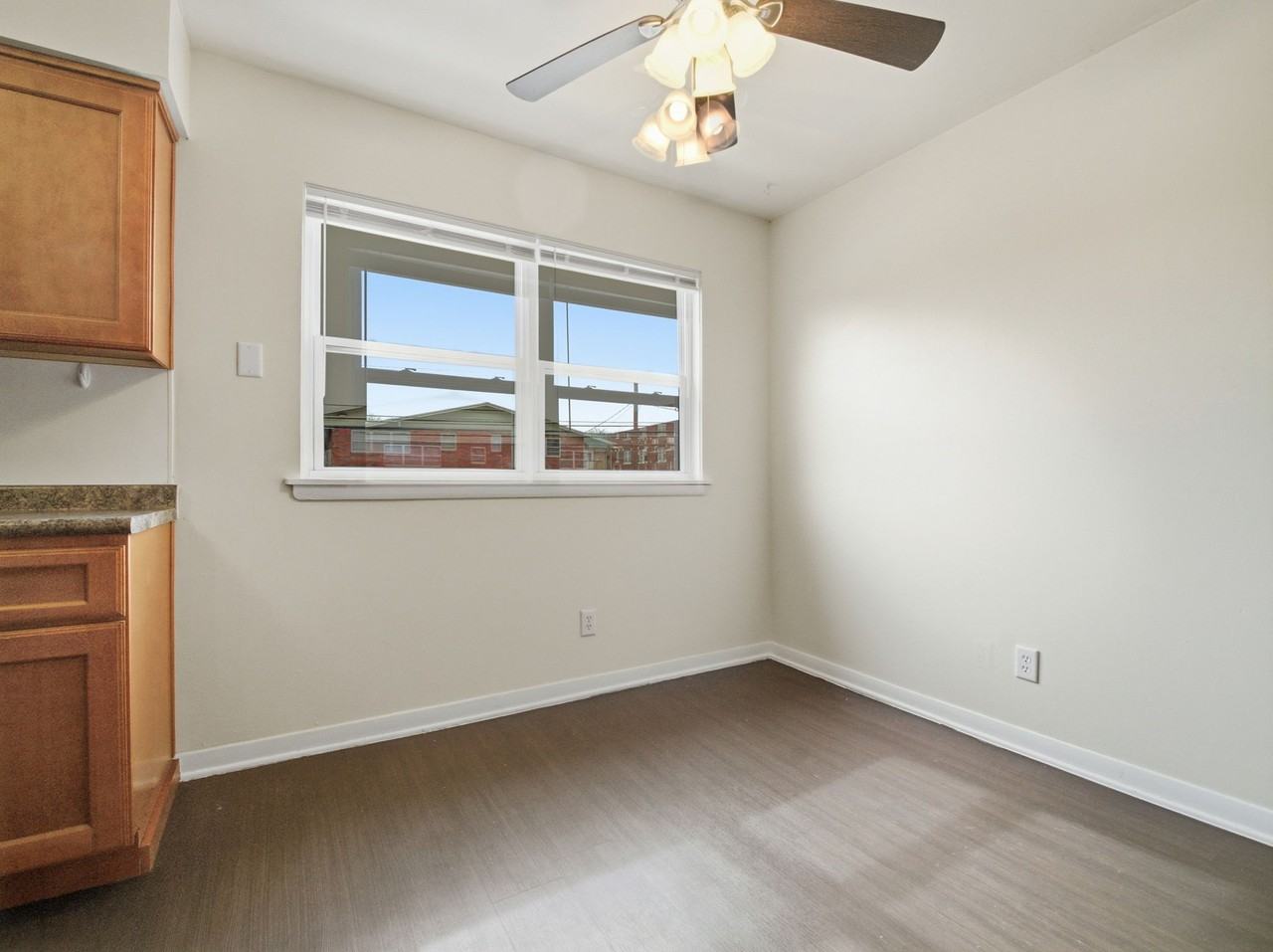 936 E Walnut St #936-1 - Photo 4 of 17