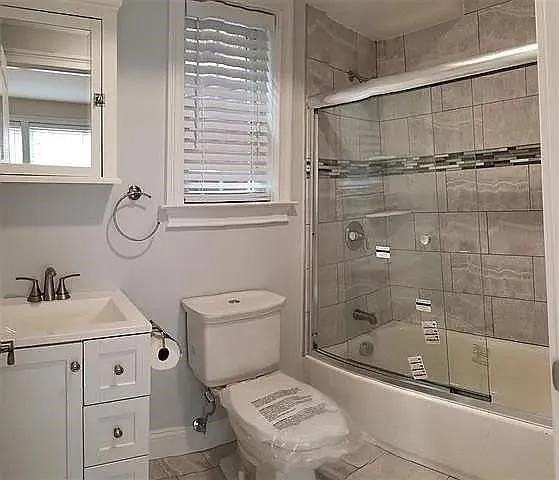 4713 Broadway #1 - Photo 5 of 9