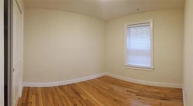 4713 Broadway #1 - Photo 6 of 9