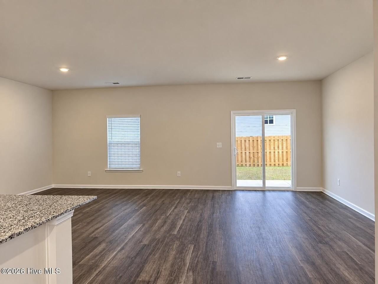 1017 Aldrich St - Photo 5 of 19