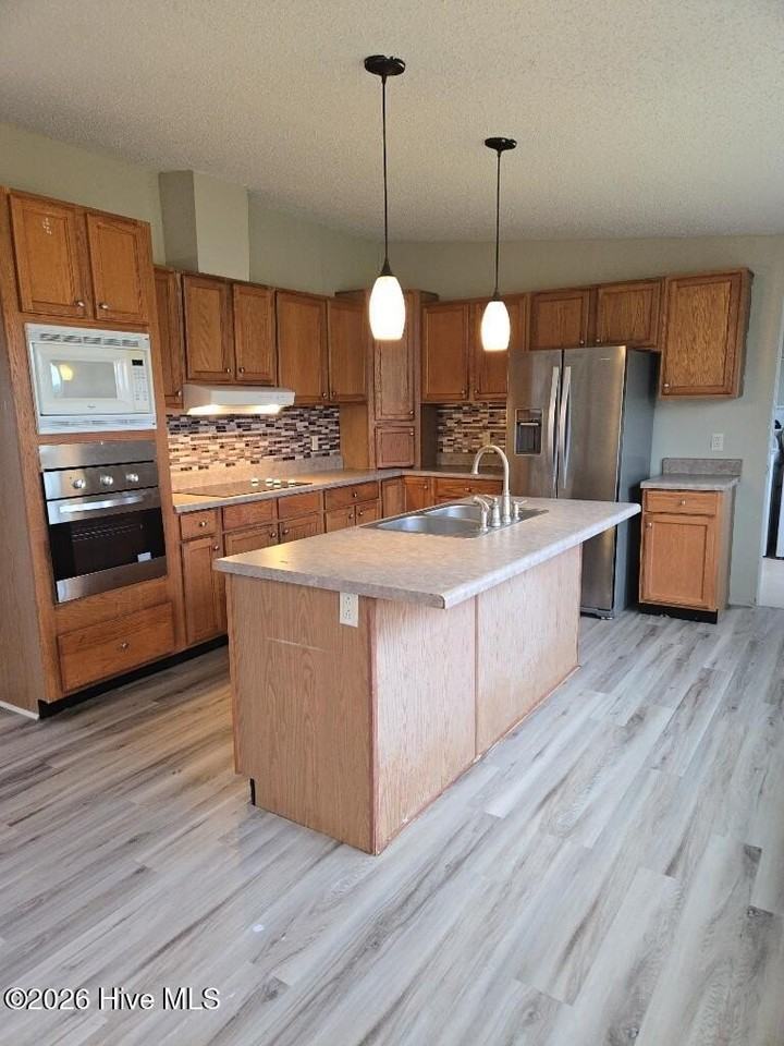 126 Rainmaker Dr - Photo 7 of 19