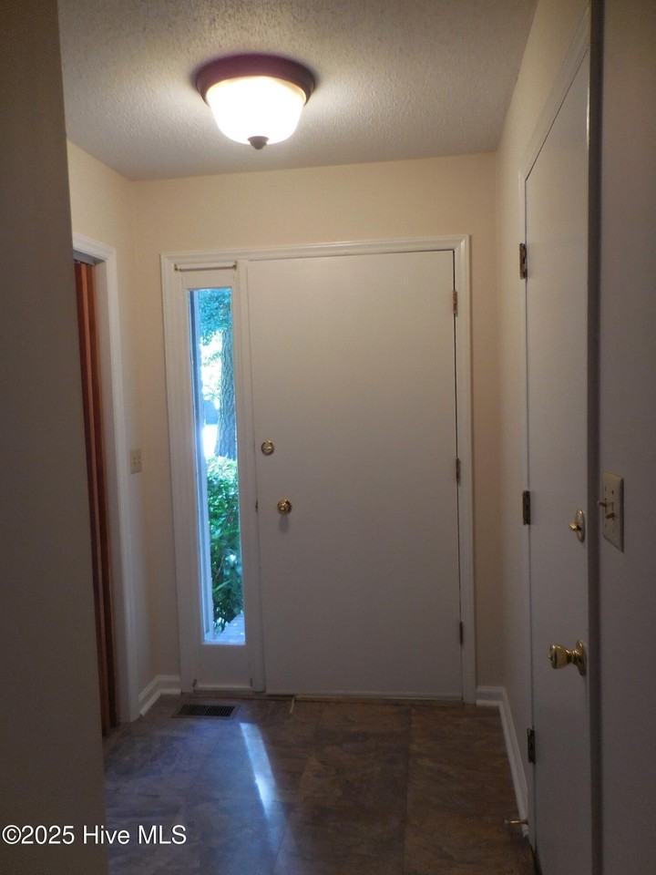 1003 Stillwood Cir - Photo 2 of 19