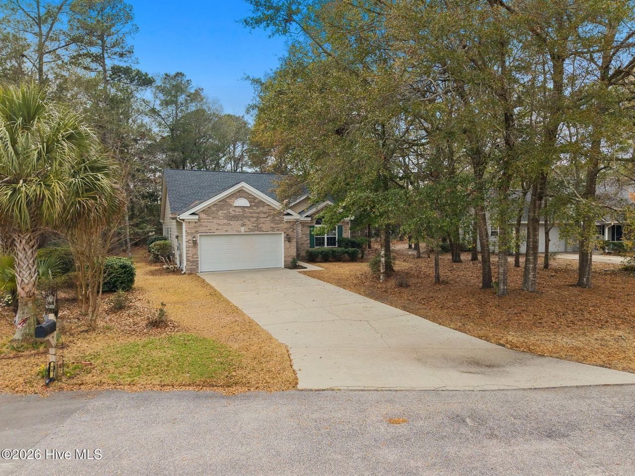 10 Topsail Ct - Photo 3 of 50