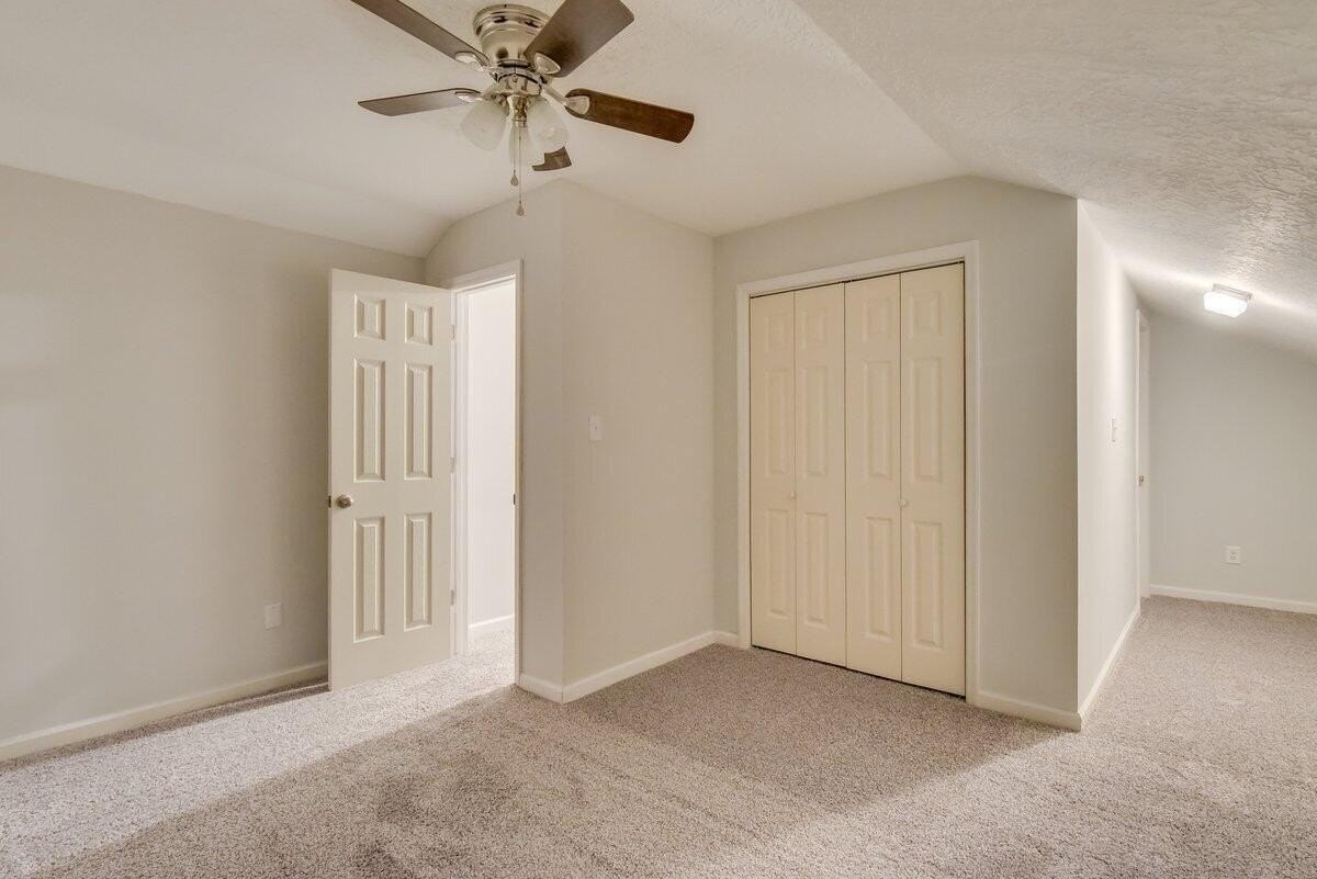 524 Brians Way - Photo 6 of 23